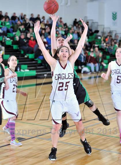 Thumbnail 3 in Solon Springs vs. Siren (WIAA D5 Regionals)  photogallery.
