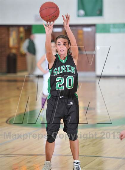 Thumbnail 1 in Solon Springs vs. Siren (WIAA D5 Regionals)  photogallery.