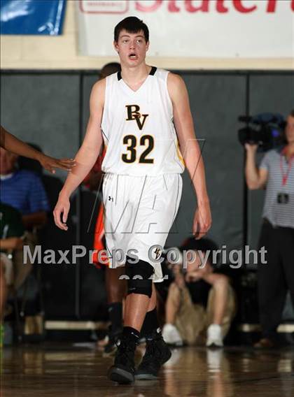 Thumbnail 2 in Lake Wales vs. Bishop Verot (City of Palms Classic) photogallery.