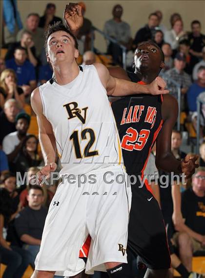 Thumbnail 2 in Lake Wales vs. Bishop Verot (City of Palms Classic) photogallery.