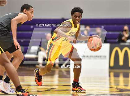 Thumbnail 1 in Oak Hill Academy vs. Wasatch Academy (Montverde Academy Invitational Tournament) photogallery.