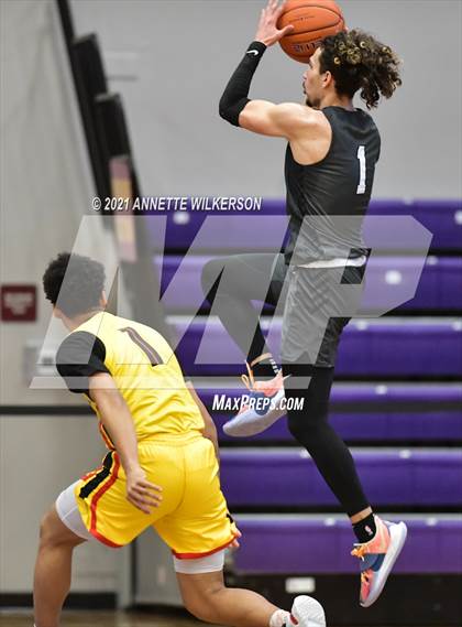Thumbnail 2 in Oak Hill Academy vs. Wasatch Academy (Montverde Academy Invitational Tournament) photogallery.