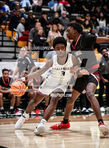 Thumbnail 3 in Centennial vs. Salesian College Preparatory (The Classic at Damien) photogallery.