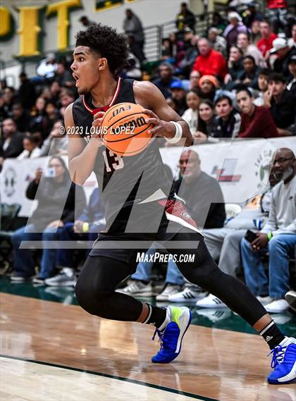 Thumbnail 3 in Centennial vs. Salesian College Preparatory (The Classic at Damien) photogallery.