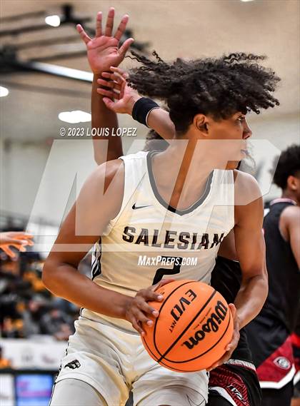 Thumbnail 3 in Centennial vs. Salesian College Preparatory (The Classic at Damien) photogallery.