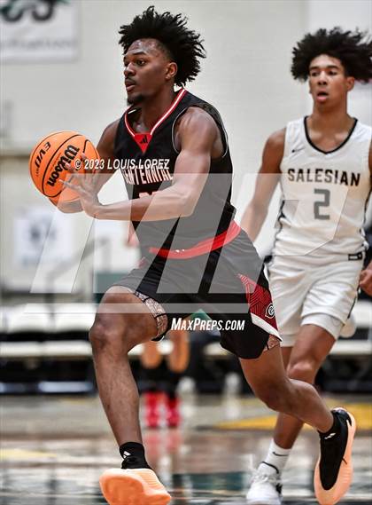 Thumbnail 3 in Centennial vs. Salesian College Preparatory (The Classic at Damien) photogallery.