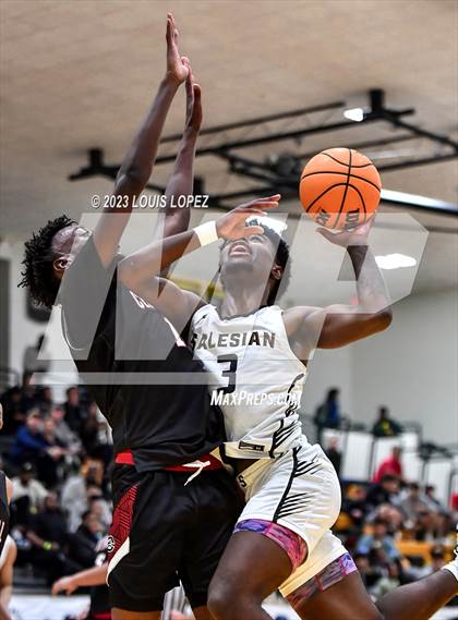 Thumbnail 1 in Centennial vs. Salesian College Preparatory (The Classic at Damien) photogallery.