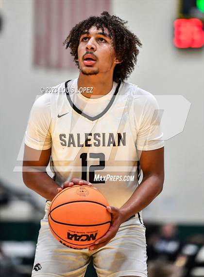 Thumbnail 1 in Centennial vs. Salesian College Preparatory (The Classic at Damien) photogallery.