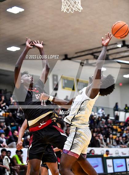 Thumbnail 3 in Centennial vs. Salesian College Preparatory (The Classic at Damien) photogallery.