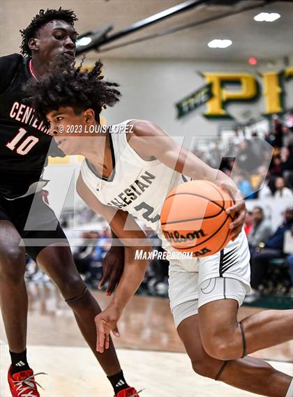 Thumbnail 1 in Centennial vs. Salesian College Preparatory (The Classic at Damien) photogallery.