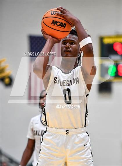 Thumbnail 1 in Centennial vs. Salesian College Preparatory (The Classic at Damien) photogallery.