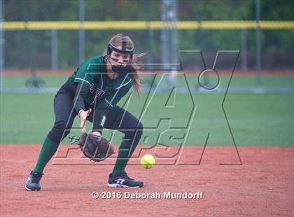 Thumbnail 1 in Sheldon vs. Eagle Point (Medford Spring Break High School Fastpitch Classic) photogallery.