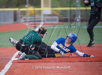 Thumbnail 2 in Sheldon vs. Eagle Point (Medford Spring Break High School Fastpitch Classic) photogallery.