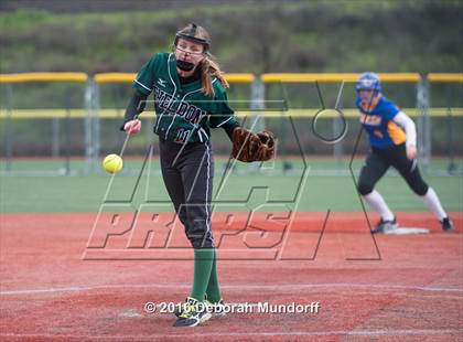 Thumbnail 3 in Sheldon vs. Eagle Point (Medford Spring Break High School Fastpitch Classic) photogallery.