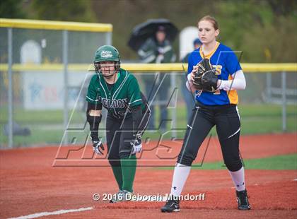 Thumbnail 2 in Sheldon vs. Eagle Point (Medford Spring Break High School Fastpitch Classic) photogallery.