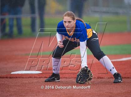 Thumbnail 1 in Sheldon vs. Eagle Point (Medford Spring Break High School Fastpitch Classic) photogallery.