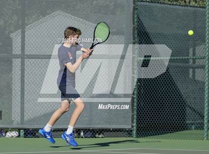 Thumbnail 3 in Loyola@Brentwood photogallery.