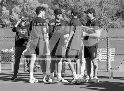 Thumbnail 3 in Loyola@Brentwood photogallery.
