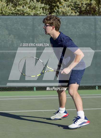 Thumbnail 2 in Loyola@Brentwood photogallery.