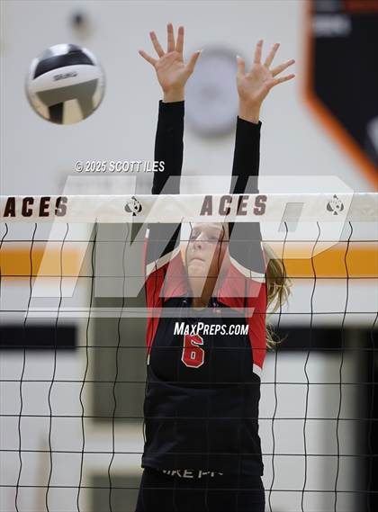Thumbnail 1 in Circleville @ Amanda-Clearcreek photogallery.