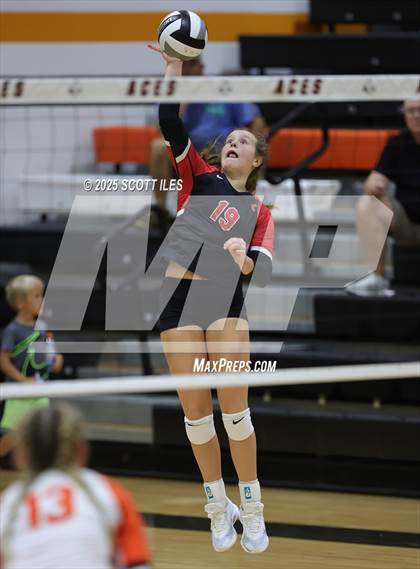 Thumbnail 3 in Circleville @ Amanda-Clearcreek photogallery.