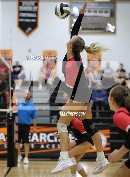 Thumbnail 3 in Circleville @ Amanda-Clearcreek photogallery.