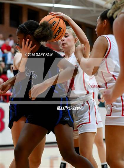 Thumbnail 2 in Girls Prep @ Baylor photogallery.