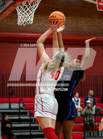 Thumbnail 2 in Girls Prep @ Baylor photogallery.