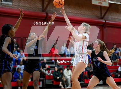 Thumbnail 1 in Girls Prep @ Baylor photogallery.