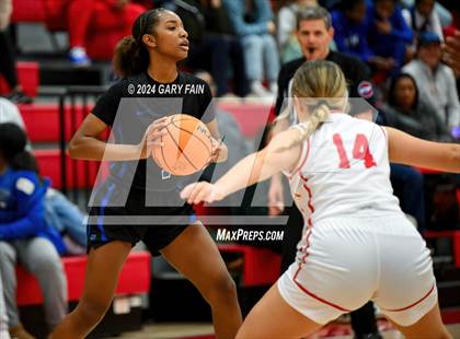 Thumbnail 3 in Girls Prep @ Baylor photogallery.