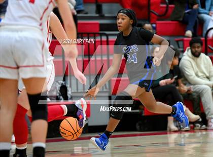 Thumbnail 2 in Girls Prep @ Baylor photogallery.