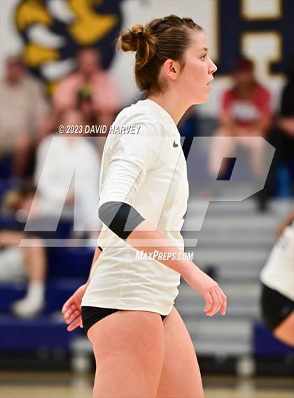Thumbnail 1 in Battle Mountain vs Evergreen  photogallery.