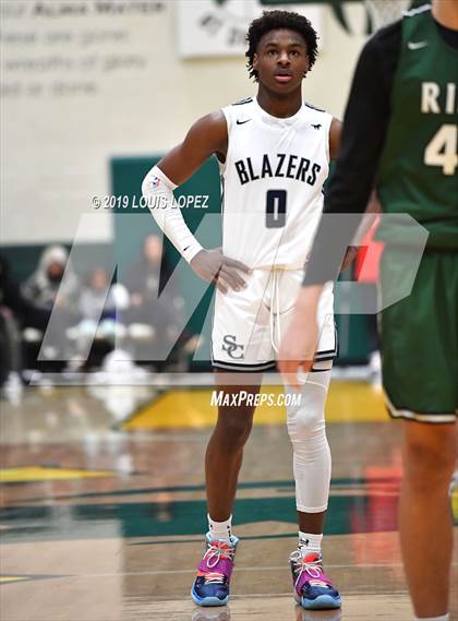 Thumbnail 1 in Sierra Canyon vs. Ribet Academy (The Classic at Damien) photogallery.