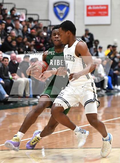 Thumbnail 3 in Sierra Canyon vs. Ribet Academy (The Classic at Damien) photogallery.