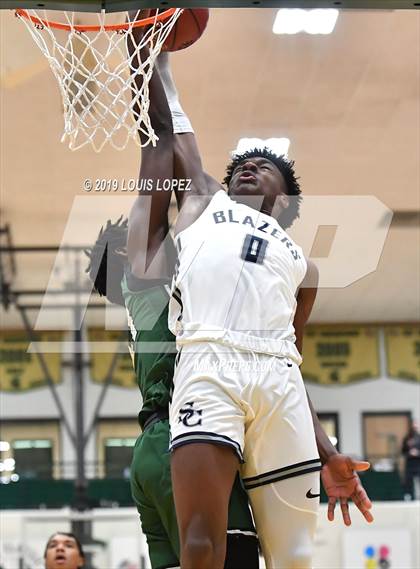 Thumbnail 3 in Sierra Canyon vs. Ribet Academy (The Classic at Damien) photogallery.
