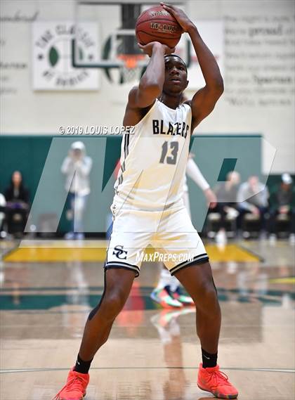 Thumbnail 3 in Sierra Canyon vs. Ribet Academy (The Classic at Damien) photogallery.