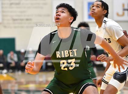 Thumbnail 1 in Sierra Canyon vs. Ribet Academy (The Classic at Damien) photogallery.