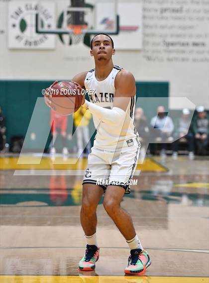 Thumbnail 1 in Sierra Canyon vs. Ribet Academy (The Classic at Damien) photogallery.