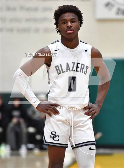 Thumbnail 3 in Sierra Canyon vs. Ribet Academy (The Classic at Damien) photogallery.