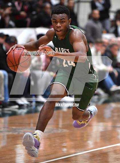 Thumbnail 1 in Sierra Canyon vs. Ribet Academy (The Classic at Damien) photogallery.