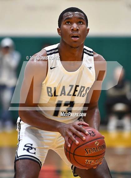 Thumbnail 3 in Sierra Canyon vs. Ribet Academy (The Classic at Damien) photogallery.