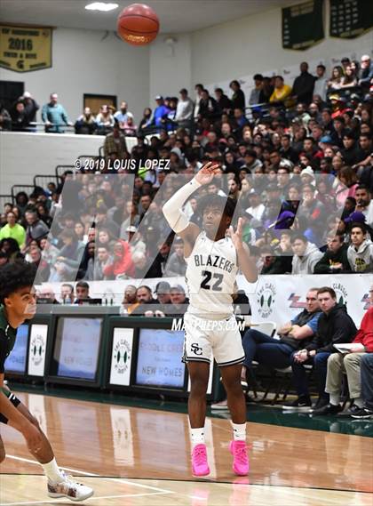 Thumbnail 2 in Sierra Canyon vs. Ribet Academy (The Classic at Damien) photogallery.