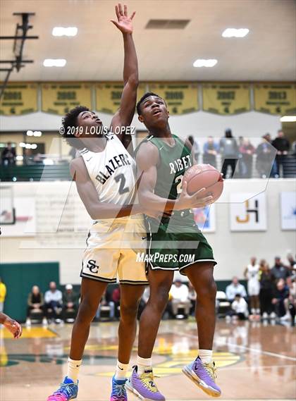 Thumbnail 1 in Sierra Canyon vs. Ribet Academy (The Classic at Damien) photogallery.