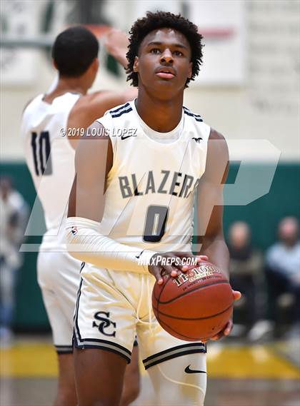 Thumbnail 2 in Sierra Canyon vs. Ribet Academy (The Classic at Damien) photogallery.