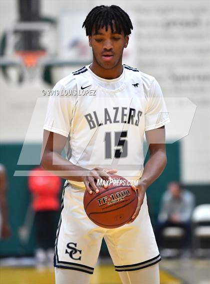 Thumbnail 3 in Sierra Canyon vs. Ribet Academy (The Classic at Damien) photogallery.