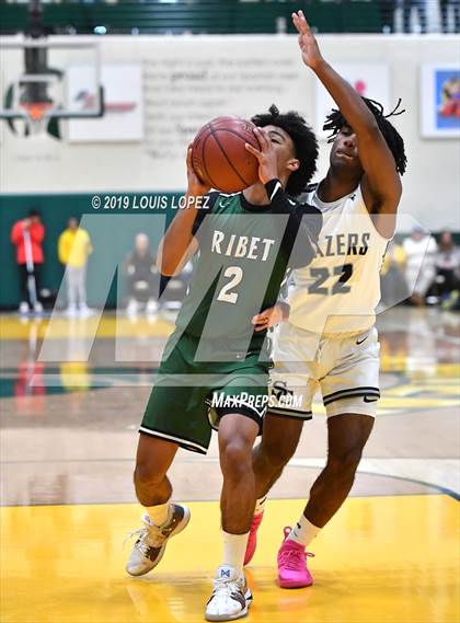 Thumbnail 1 in Sierra Canyon vs. Ribet Academy (The Classic at Damien) photogallery.