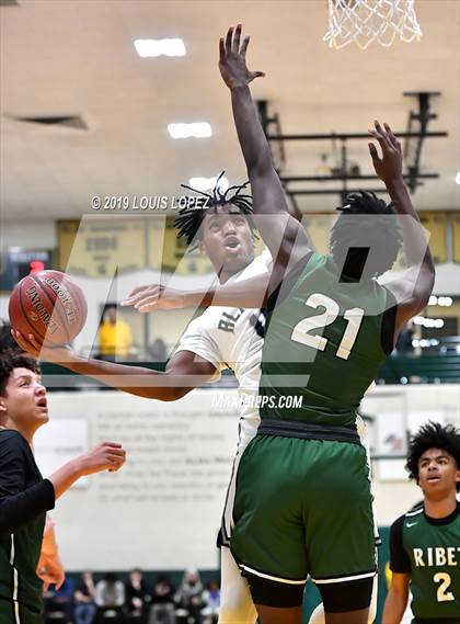Thumbnail 1 in Sierra Canyon vs. Ribet Academy (The Classic at Damien) photogallery.