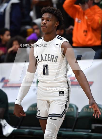 Thumbnail 3 in Sierra Canyon vs. Ribet Academy (The Classic at Damien) photogallery.