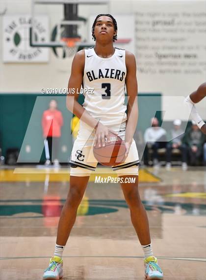 Thumbnail 3 in Sierra Canyon vs. Ribet Academy (The Classic at Damien) photogallery.