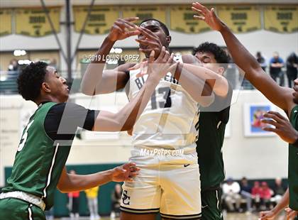 Thumbnail 1 in Sierra Canyon vs. Ribet Academy (The Classic at Damien) photogallery.